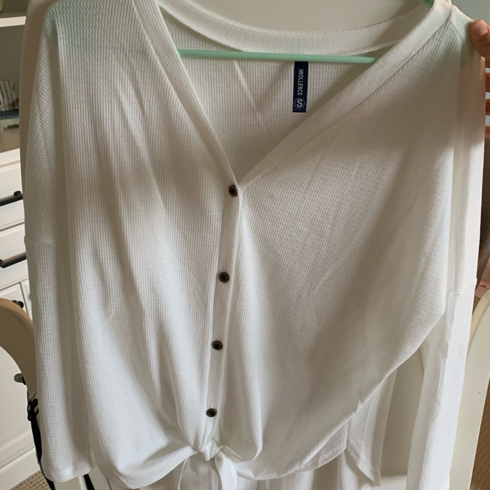 White long Sleeve top